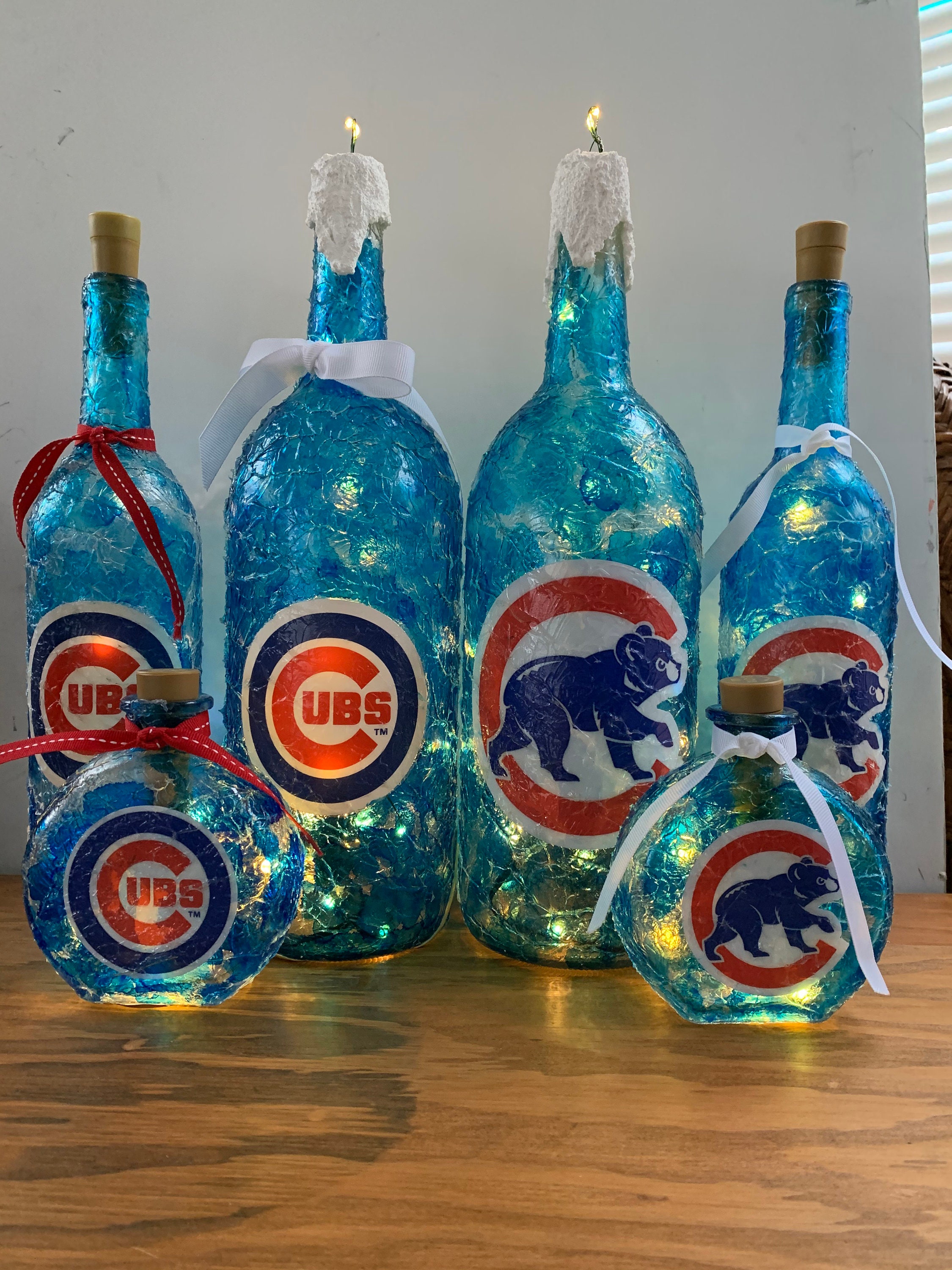 Chicago Cubs Lights. Chicago Cubs lighted bottles. Chicago Cubs gifts