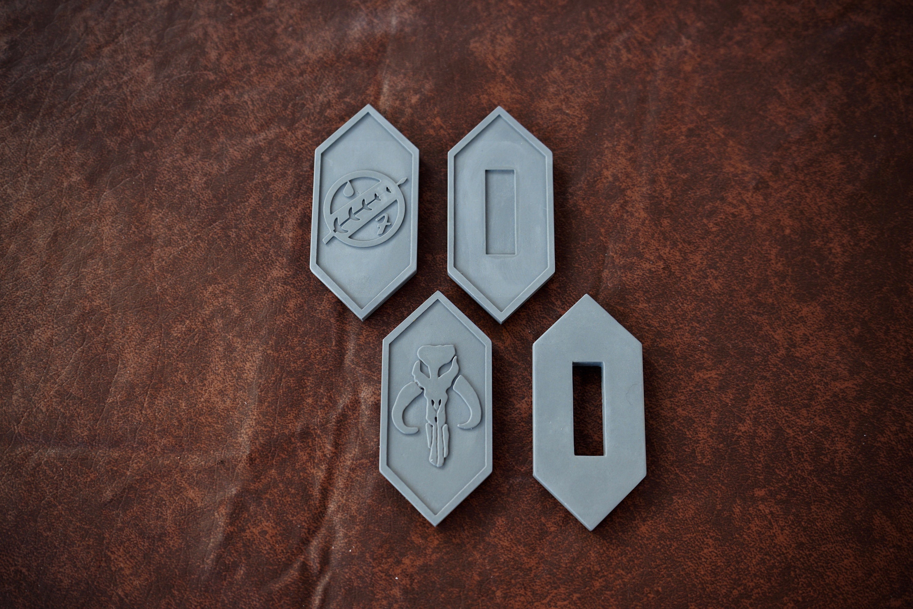 樹脂鋳造マンダロリアンチェストダイヤモンド、アイアンハート、ミソ