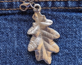 Pewter English Oak leaf keyring / keychain or zipper charm