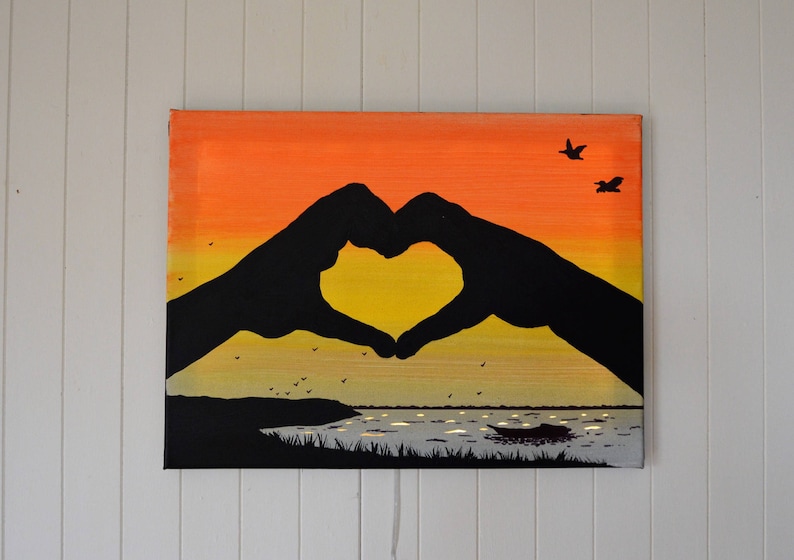 Led canvas art 'Hands in heart on sunset' image 2