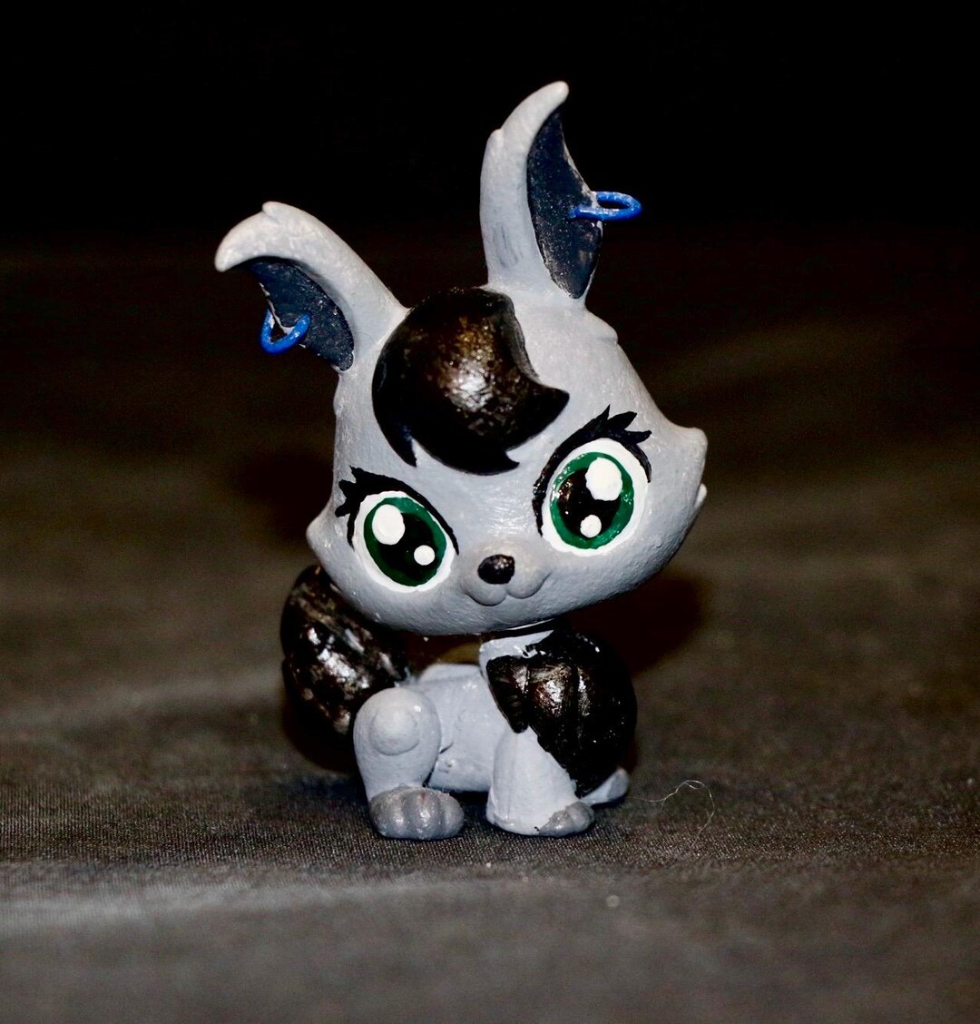 Custom Made LPS Grey Bunny - Etsy
