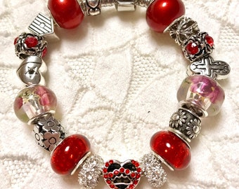 Heart of Love- European Style Charm Bracelet