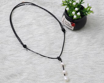 Three Pearls Choker Necklace,Handmade genuine Leather Beaded Collar Necklace,Freshwater Pearls Jewelry Handmade Knotted Leather Jewellery