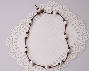 Handmade Knotted Pearl Leather Choker Necklace,16 inches 18 inches necklace,White Cultured Freshwater Pearls Jewelry on Real Leather