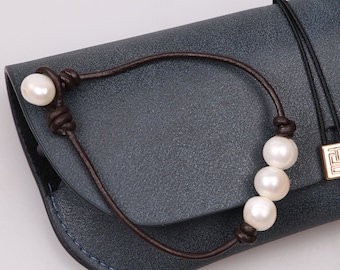 Three Pearls Bracelet,Choker Leather jewelry, Black Round Genuine Leather Jewelry,Freshwater Pearls wristband Bangle Jewelry for Women