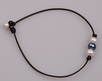 Three Pearls Leather Necklace,Choker Leather Necklace, Black Round Genuine Leather Jewelry,Peacock Blue Freshwater Pearls Chocker