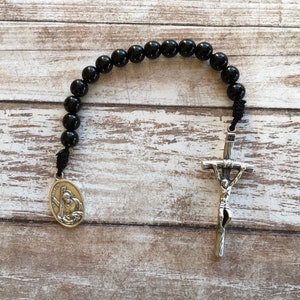 Saint Andrew novena chaplet, Christmas novena, Christmas chaplet, Christmas rosary, rosary gift, Christmas prayer beads, Advent prayer beads