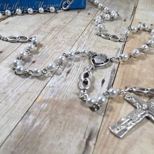 Pearl bride wedding rosary, catholic women’s rosary gift, pearl rosary, catholic wedding gift