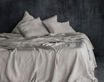 Vintage Heavy Linen Coverlet, Bed cover, Quilt, Decorative Bed Throw.