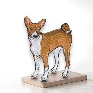 Embroidered Basenji dog patch – 10 cm iron-on badge – Elegant rare breed – Handmade in France