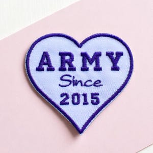 Patch brodé BTS ARMY - Écusson cœur personnalisé "Je suis ARMY depuis 2013, 2014…"