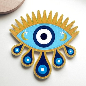 Patch brodé oeil protecteur – Écusson mauvais oeil mystique bleu doré – Thermocollant 3 tailles (12 à 24 cm)
