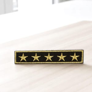5-sterren militaire geborduurde patch - 12,5 cm gouden strijkbadge