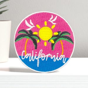 Embroidered California palm tree patch - Retro West Coast iron-on patch, customization