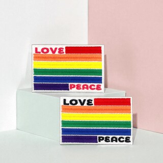 Toppa Ricamata Termoadesiva Bandiera Arcobaleno – 7x4,5 Cm, 100% Poliestere, Per Personalizzare Abiti E Accessori