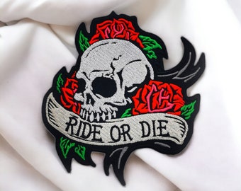 Skull biker patch, ride or die, motorcycle biker iron-on patch for clothing customization, 11.5 cm