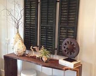 Rustic Green Primitive Mid Century Farmhouse Window Shutters, obturateur en bois, ancien obturateur de fenêtre, obturateur en bois rustique, décoration murale de volets