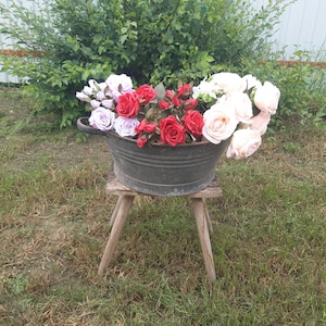 Galvanized Vintage Pail Tub Zinc Planter, Two Handled Pot, Garden Planter, tub for drinks, Farmhouse sink, Rustic galvanized planter pail