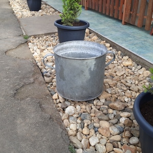 20 litre Large Vintage Galvanized Pail Tub Zinc Planter, Two Handled Pot, Garden Planter, tub for drinks, party tub, galvanized planter pail