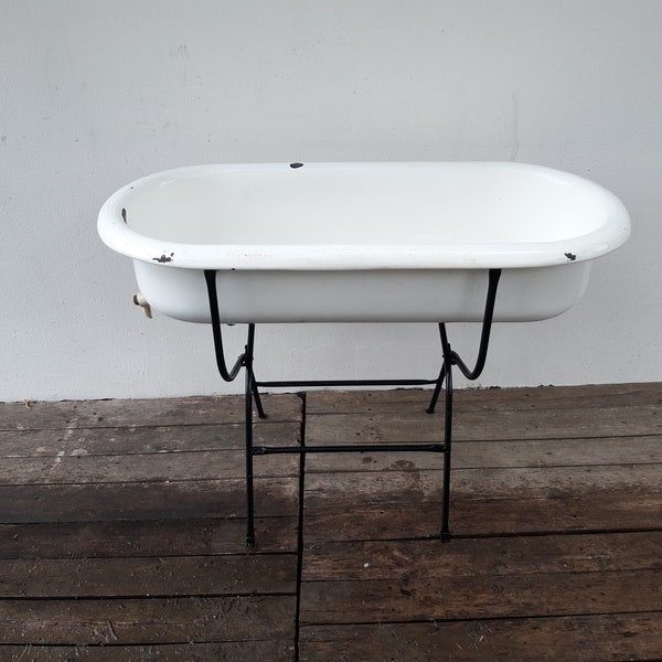European Rustic White Bathroom Enameled Porcelain Baby Bathtub with stand, farmhouse sink, laundry basin, bathroom sink, Outdoor Plant Stand