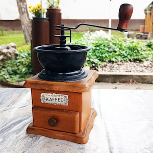 Vintage Wooden Coffee Grinder with &quot;Kaffee&quot; Label, Rustic Manual Coffee Mill, Farmhouse Kitchen Decor, Fully Functional