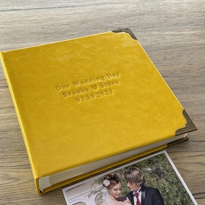 Personalised Wedding Photo Album for 4x6 photos, Wedding Anniversary Gift, Couple Engagement Names and Date, Gift for husband, Gift For Wife