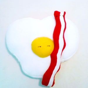 Novelty Food Plush Pillow: Handmade Egg and Bacon Stuffed Toy