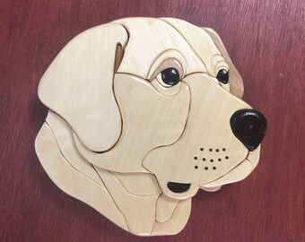 Labrador dog in intarsia, Lab dog art,