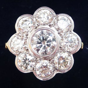 Stunning art deco 18ct gold and platinum 2.55ct diamond daisy vintage antique cluster ring