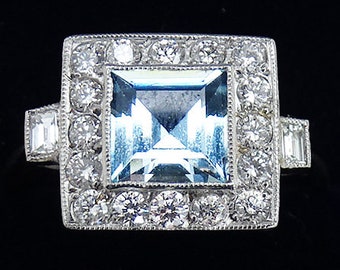 Beautiful art deco platinum 1.10ct aquamarine and baguette diamond vintage antique cluster ring