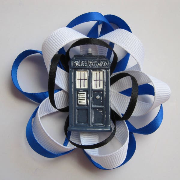 The TARDIS Hair Bow