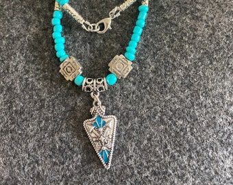 Southwestern Pendant Necklace, Southwestern Necklace, Beaded Necklace, Arrowhead Necklace, Silver Necklace, Western Necklace, Choker