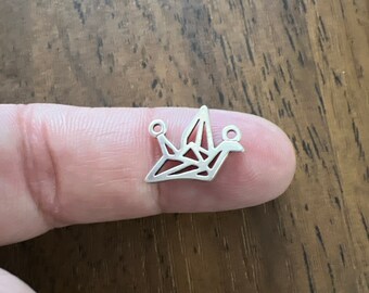 Peace Dove Charm, Antique Silver Dove Charm, Bird Charms, Dove Charm, Hollow Dove Charms, Antique Silver Pendants, Geometric Charms 12x16mm