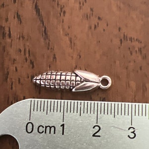 Corn charms, Vintage Silver Corn Charm, Corn on the Cob Ear Charm, Corn on the cob ear, Food Charm, Thanksgiving Food, Corn Ear  24*7mm