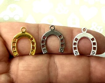 Good Luck Horseshoe Charm, Zinc Alloy Pendant (18x15mm)