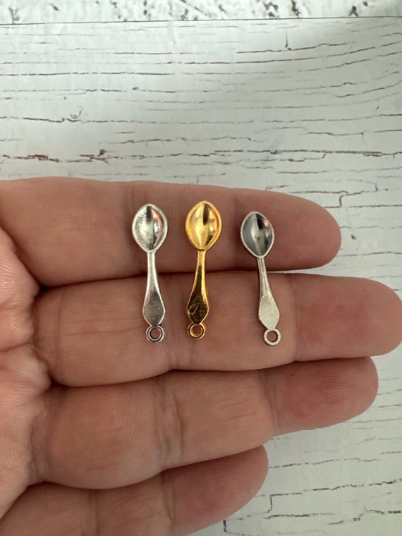 Miniature Spoon Charm, Zinc Alloy Pendant (26x7mm)