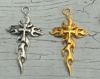 A&G Cross Flamed Pendant 55センチチェーン付き A&G Cross Flamed Pendant 55センチチェーン付き