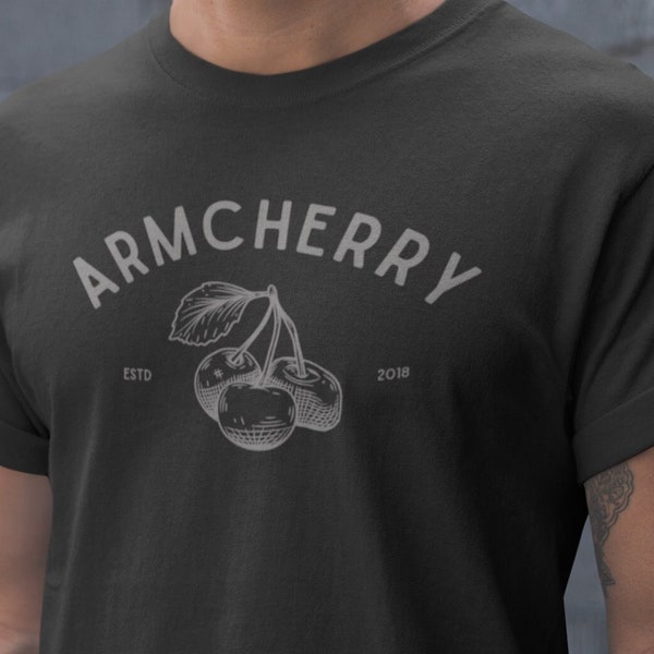 Arm Cherry Tee | Sessel Experte Tshirt | Armkirschen Fächer | Dax und Monika | Podcast-Hemd | Fan Club Unisex T-Shirt | Pod Squad