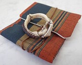 SPECIAL OFFER)Skeleton Hand and Centipede Ring Japanese Sculpture Deer Antler Carving signed by Artist 髑髏作家服部 手骨と百足指輪