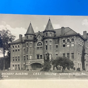 Cartolina dello Stato del Missouri centrale, edificio Dockery