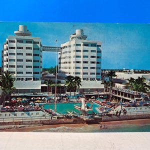 Postal del hotel Sherry Frontenac