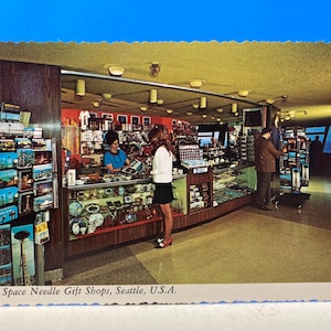 Carte postale Boutiques de cadeaux Space Needle