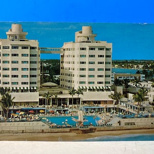 The Sherry Frontenae Hotel Miami Beach Postal