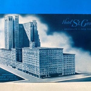 Carte postale de l'hôtel St. George à New York