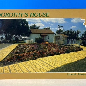 Dorothy&#39;s House Liberal Kansas Postcard