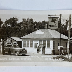 Smit's Service Station Geddes South Dakota Mobilgas RPPC Postcard
