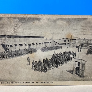 Cartão Postal Recrutas de Perfuração em Camp Lee