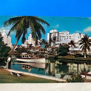 Hotel di lusso lungo Collins Avenue Cartolina di Miami Beach