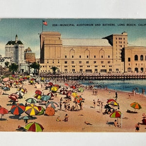 Auditorio Municipal &Bañistas Long Beach Postal