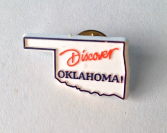 Vintage Discover Oklahoma Pin Button